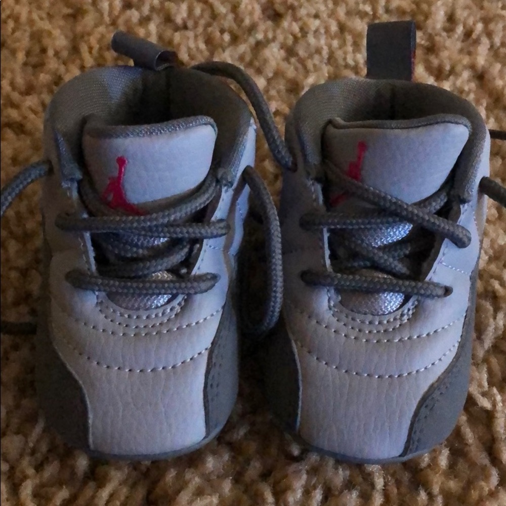 Infant Jordan grey and pink ❤️1C